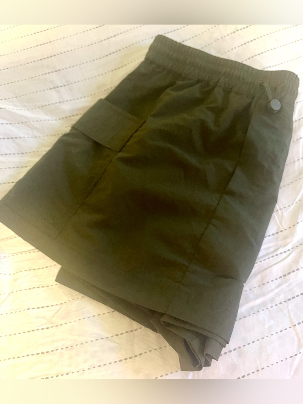 ALL IN FAVOR Olive Green cargo style Skort (M) like new - Picture 5 of 8